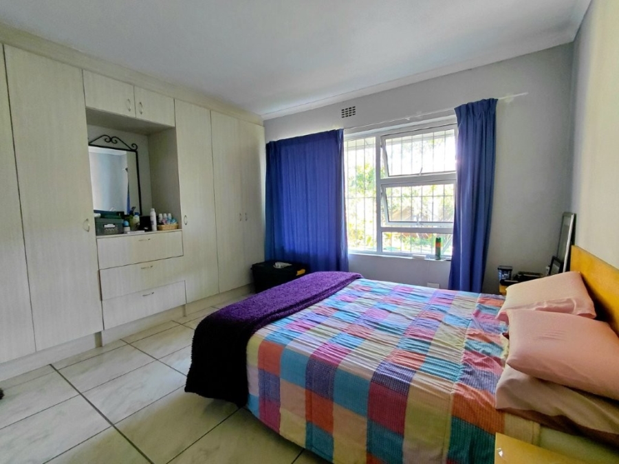 5 Bedroom Property for Sale in Penhill Western Cape